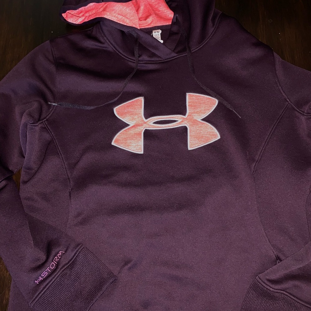 Under armour storm sweatshirt